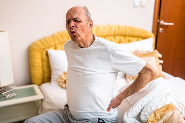 6 Subtle Signs of Aging—And What to Do About Them