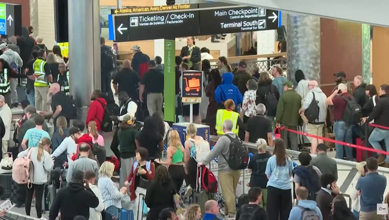 ICE Agents Deployed to Major U.S. Hubs Amid Budget Standoff (LIVE Video)