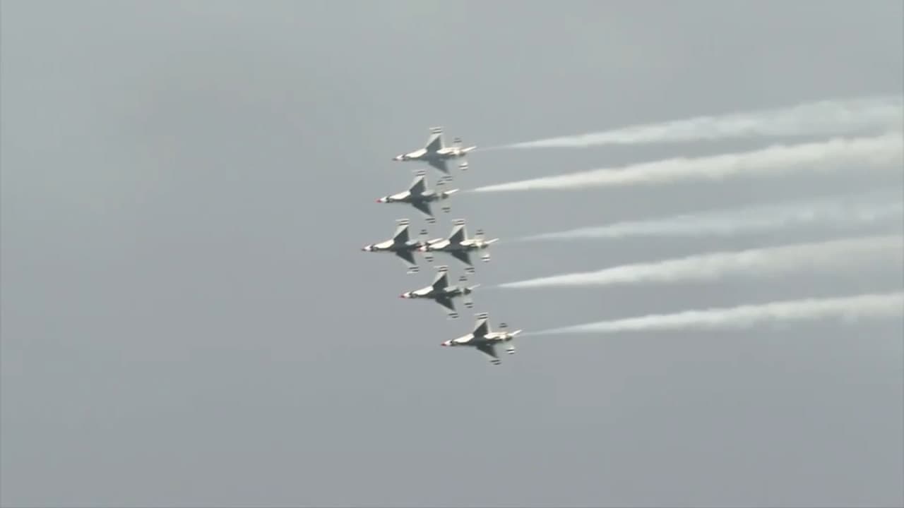 Miami Beach enjoys final day of Hyundai Air and Sea Show