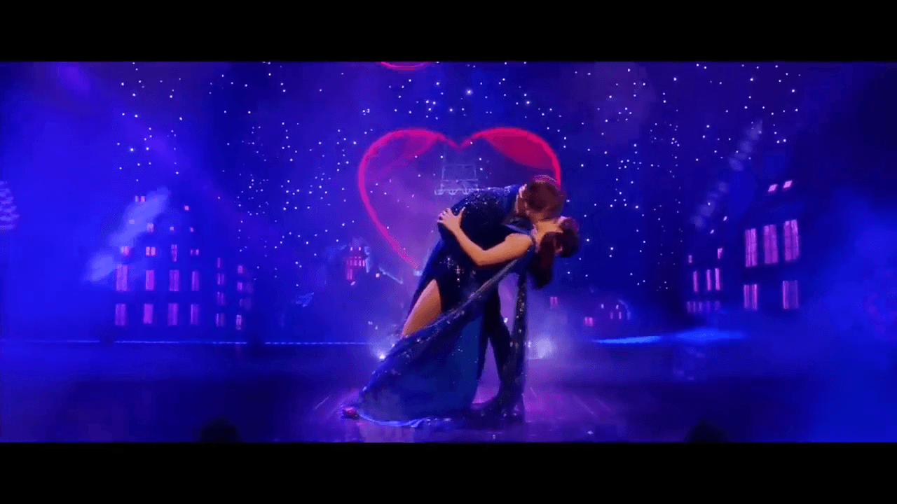 ‘Moulin Rouge: The Musical’ makes its way to the Adrienne Arsht Center