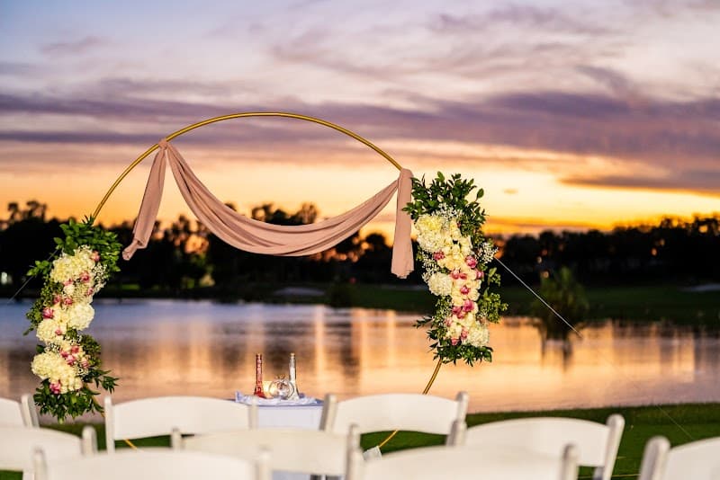 Club 19 Pembroke Lakes