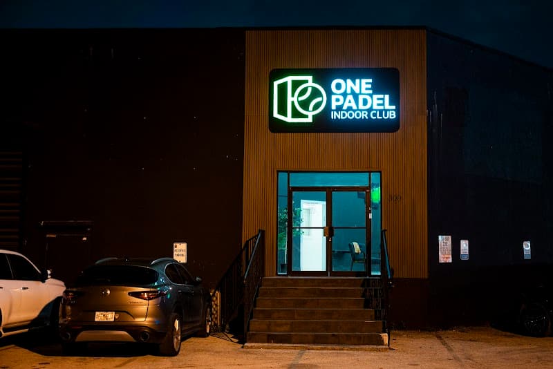 One Padel Indoor Club