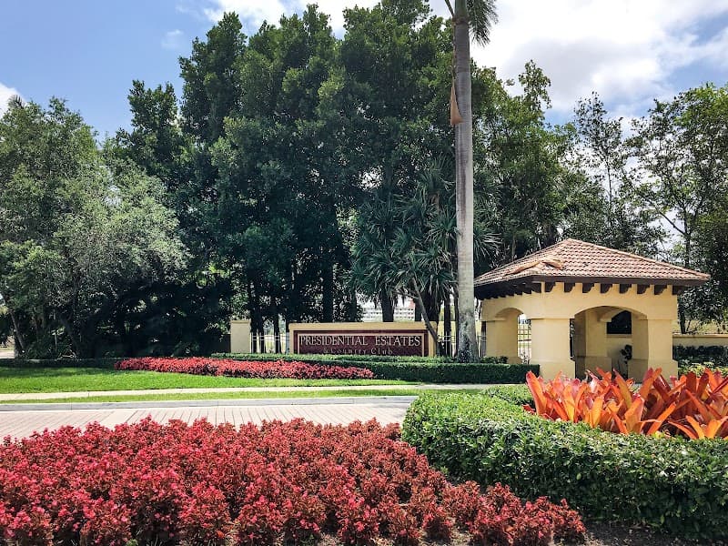 Presidential Estates & Country Club Gatehouse