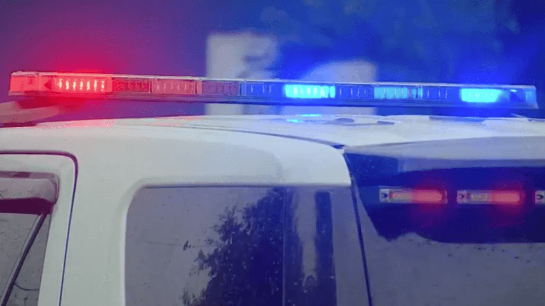 A bomb threat report prompts police response at Paradise Cove Water Park; Pembroke Pines PD say no threats have been located