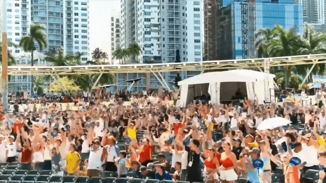 American pride rings across Bayfront Park as US beats Australia 2-0