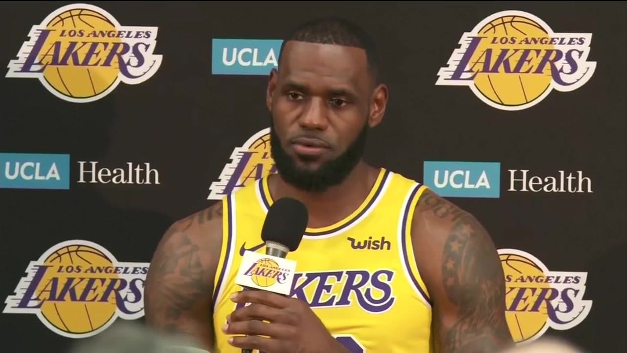 Another record for LeBron: He ties Robert Parish by appearing in his 1,611th NBA regular-season game