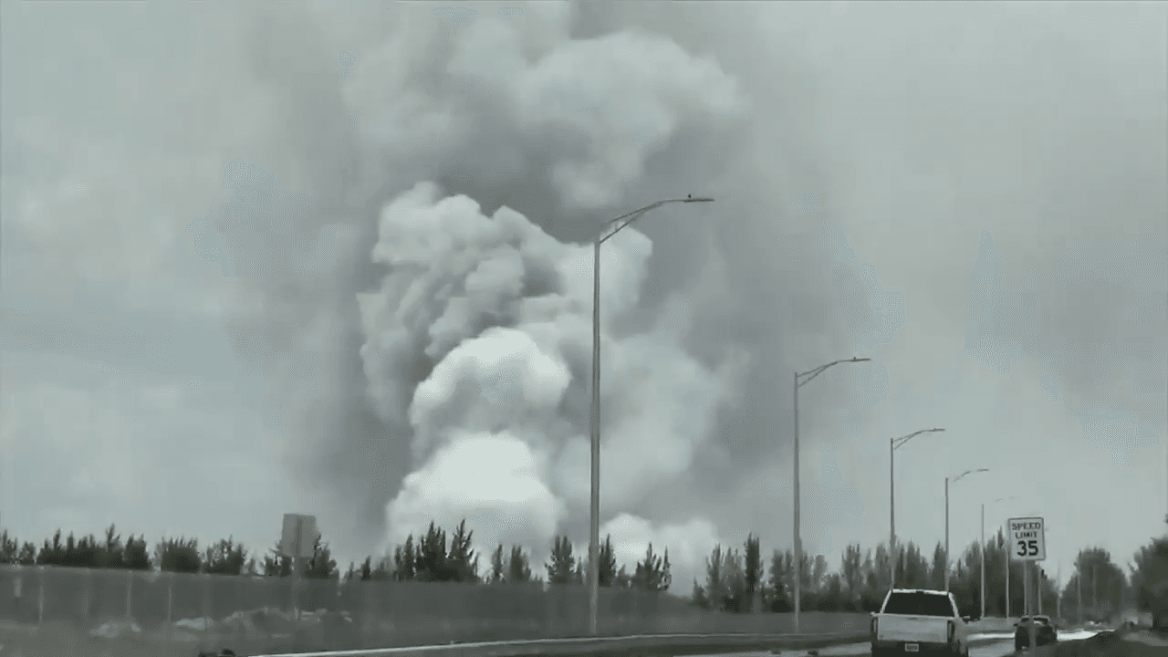 Crews battle dual brush fires for second day in West Miami-Dade; more than 4,500 acres burned overall