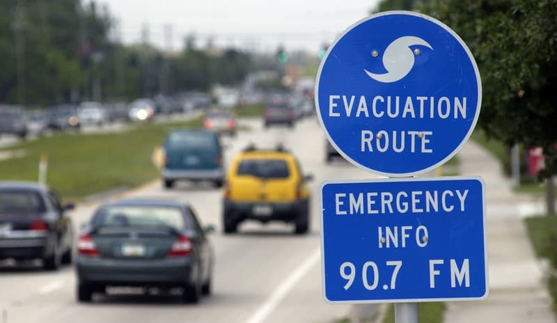 Critical Hurricane Evacuation Tool Faces Imminent Expiration as FEMA Funding Stalls Amid Intense Congressional Budget Deadlock