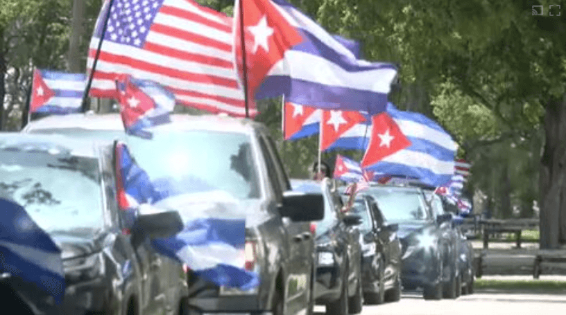 Cuban Anti-Communist Foundation holds caravan in SW Miami-Dade