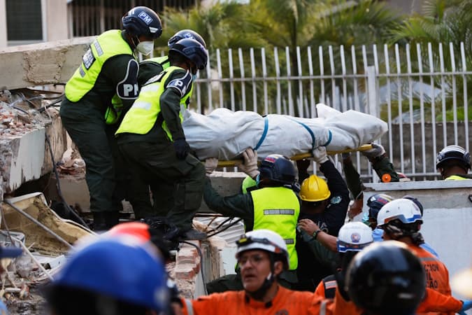 Desperation Deepens in Venezuela as Rescuers Race Against Time Following Devastating Twin Earthquakes (Videos)