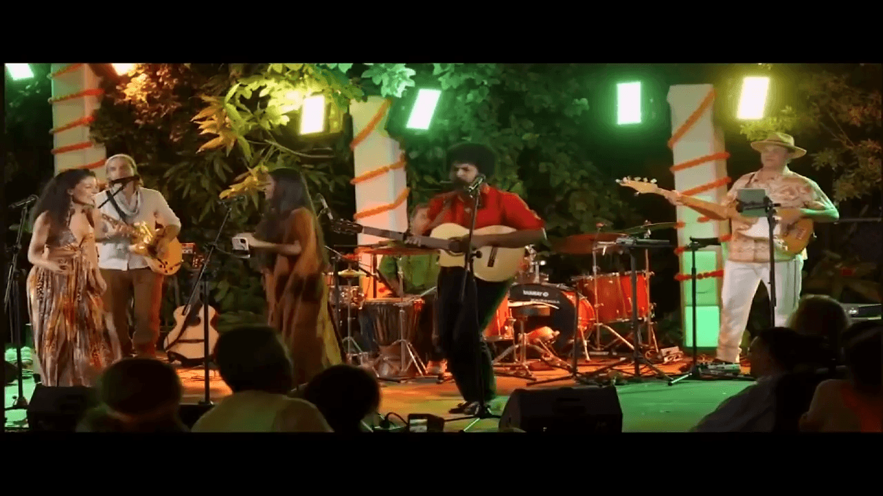 Folk music, free expression takes place at PALAPA in Miami