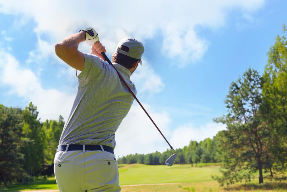 Golf Injuries Are Preventable — What To Know As Golfers Return To The Course During Peak Golf Season