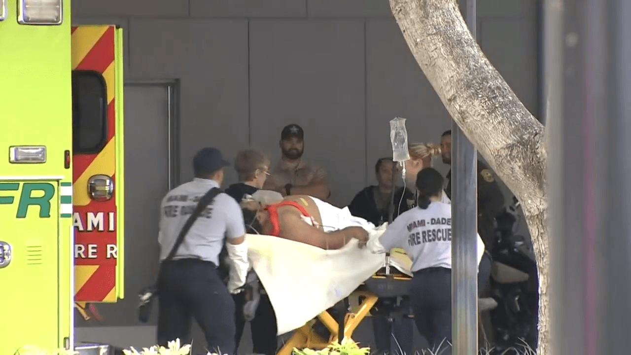 Miami-Dade Water and Sewer worker hospitalized following shooting in North Miami-Dade