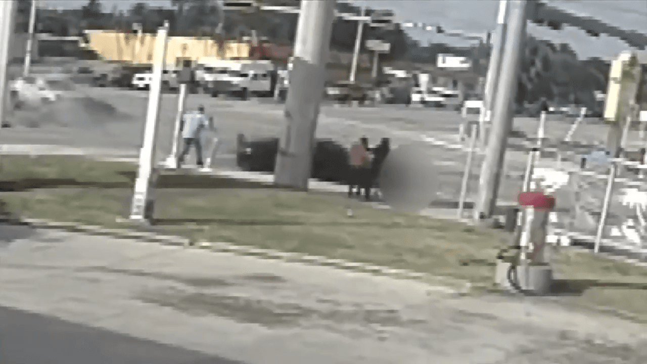 New surveillance video captures tragic moments that led to fatal crash in NW Miami-Dade