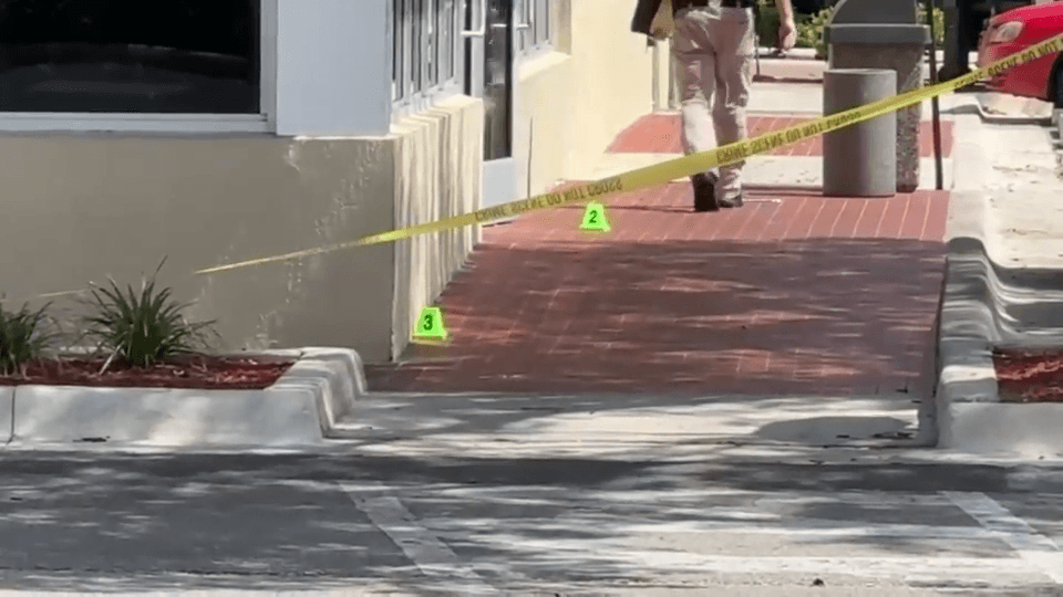 Police search for suspects after McDonald’s shooting left father, 11-year-old daughter hospitalized in Hallandale Beach