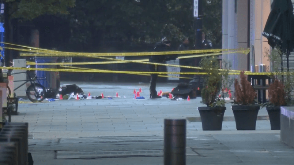 Suspect dead after approaching White House checkpoint with weapon, Secret Service says
