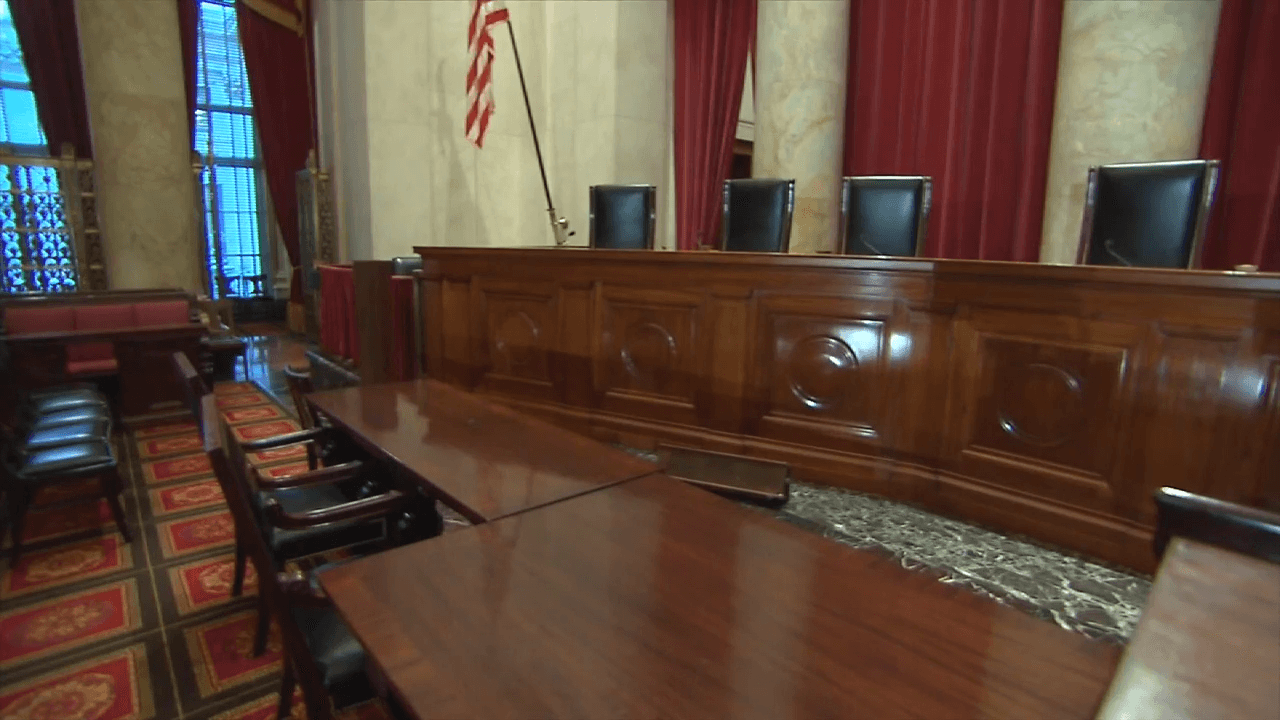 Trump plans to attend Wednesday’s Supreme Court hearing on his bid to limit birthright citizenship