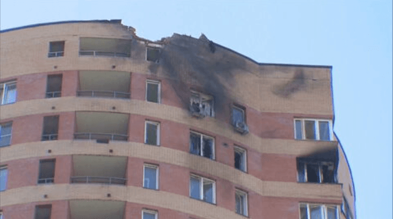 Ukraine conducts large-scale drone strikes on Russia, killing 4 and wounding a dozen others