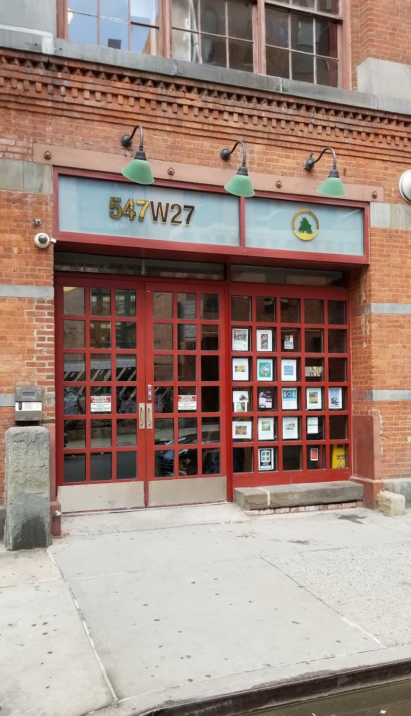 Calendrillo Contemporary