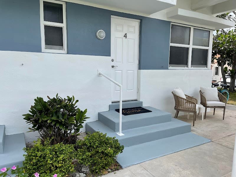 Marine Villas Hollywood